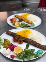 چلو کباب لقمه زعفرانی